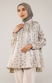 Kemeja Monogram Pleated Shirt - Beige