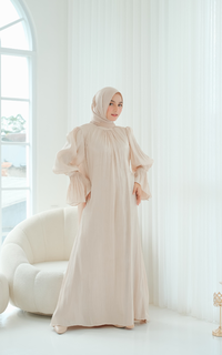 Long Dress Alunicorn - Evelynn Shimmer Dress - Creamy