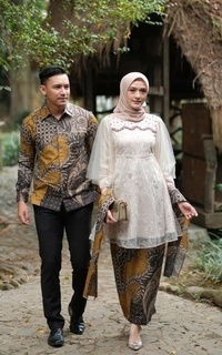 Pakaian Pria Vervessa's Laura Men Shirt Latte (Hanya Kemeja) | Kemeja Pria Raya Batik Pesta Kondangan