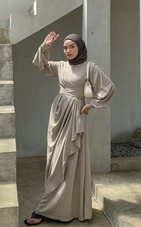 Long Dress Vervessa's Sada Draped Dress Beige | Gamis Polos Basic Kerja PO 4 Days