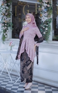 Setelan Vervessa's Lucia Sequin Set Dress Rose | Setelan Kebaya dan Rok Raya Pesta Kondangan PO 1 Week