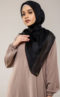 Plain Scarf Everyday Scarf - Caviar