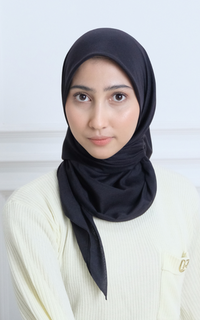 Hijab Polos Alunicorn - Sara Ultrafine - Hijab Wanita - Black