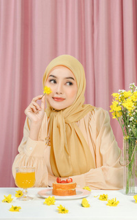 Hijab Motif Kania Square - Clay