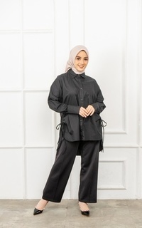 Blus Zaira Kemeja Blouse Hitam