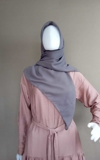 Hijab Polos Basic Voal Square in Dark Grey