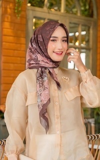 Hijab Motif Camellia series Renew in Burgundy