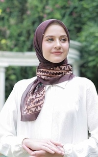 Hijab Motif SENSAVIERA - ROBUSTA Beauty Scraf Series Kerudung Ultrafine 120cm x 120cm