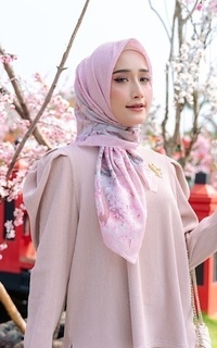 Printed Scarf Japan Series In Pink