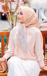 Hijab Motif Japan Series In Yellow (soft)