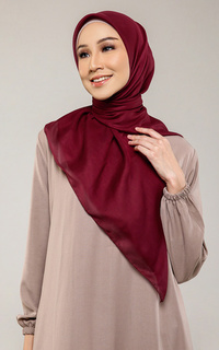 Hijab Polos Everyday Scarf - Pomegranate