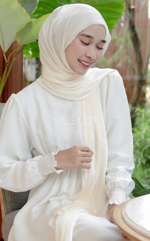 Pashmina - Pashmina Shimmer Silk Lasercut Original Premium - Brokenwhite