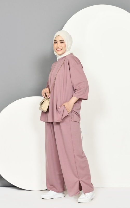 Matching Sets - Mybamus x Gilda Priyadi - One Set Oversize Free Tali Belt - Setelan Wanita - Taro M18104 R100S2