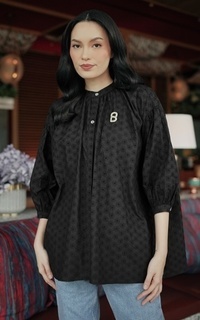 Kemeja Embroidery Flower Shirt - Black