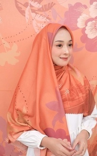 Hijab Motif Voal Signature Premium - Orange (Motif Series by Zilkalabel)