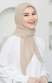 Plain Scarf Polly Cotton (Hijab Bella Square) Soft Beige-692060