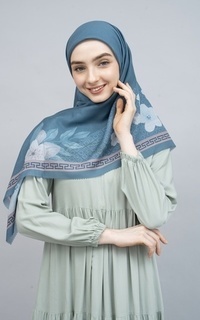 Hijab Motif Pansy Series in Parisian Blue