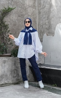 Kemeja Leika Shirt Blue Dott