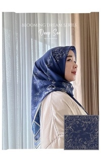 Hijab Motif Voal Scarf Blooming Dream - Deep Sea