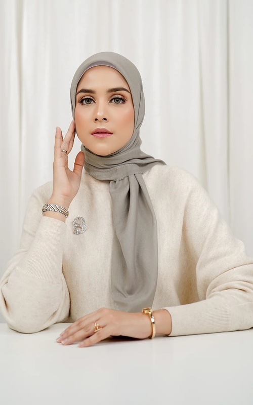 Hijab Motif - Today's Scarf - Griffin - Multicolor