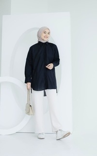 Kemeja Luna Oversize Linen Shirt Black