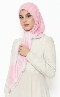 Hijab Motif Hijab Voal Premium Monogram Houndstooth Pink