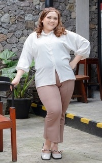 Kemeja Feli Crinkle Shirt Tops White M16844 R32S1