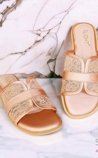 Sepatu SLIGHT Sandal Wanita Slip On Brokat Cassia