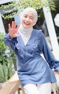 Blouse Mybamus Nadya Ruffle Tops – Blouse V Neck – Atasan Wanita Muslim Sea M18345 R89S6-707669