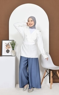 Blouse Mybamus Nadya Ruffle Tops – Blouse V Neck – Atasan Wanita Muslim Broken White M18347 R88S3-707701
