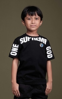 kids' clothing One Supreme God - Kaos Dakwah Anak Muslim Islami - Baju Distro Anak 3-10 Tahun Laki-laki dan Perempuan | ANTI BAKTERI (Black)