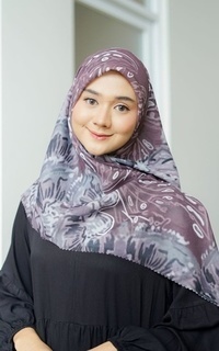 Hijab Motif Hijab Segi Empat Monarch Butterfly Rose Dust