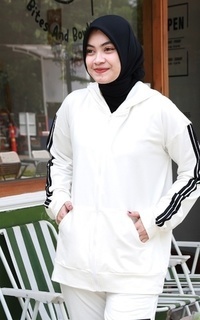 Jaket Jaket Hoodie Sporty Amanda