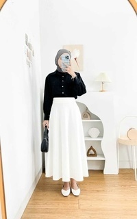 Kemeja Basic Puffy Shirt Black