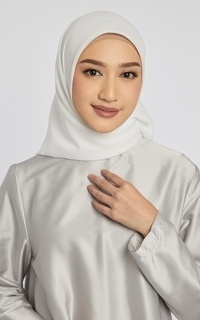 Hijab Polos Kami Delicate Paris Scarf Plain White