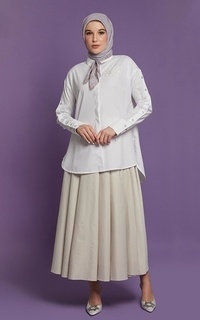 Blus Kami Linea Bishop Sleeve Top White