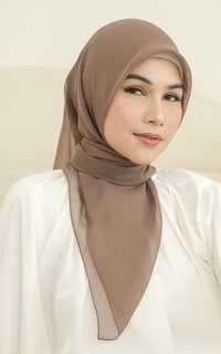 Plain Scarf Kirana Paris Plain Japan Brown Muffin-716152