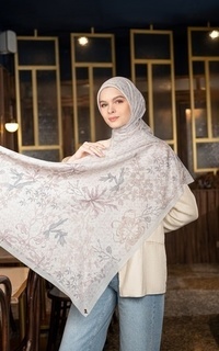 Hijab Motif Cleine Scarf Cloud