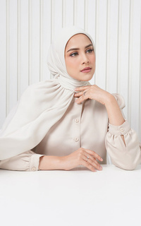 Hijab Polos Cassie Square - Moonbeam