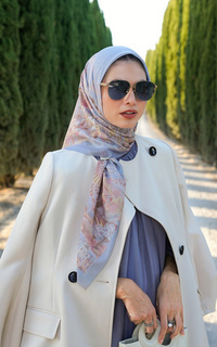 Hijab Motif Tuscany Voile Square - Cielo