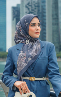 Hijab Motif Singapore Voile Square - Waterfall