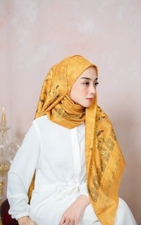 Hijab Motif Scarf Minang Series Mustard (Tanpa Box)