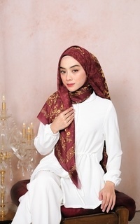 Hijab Motif Scarf Minang Series Maroon (Tanpa Box)