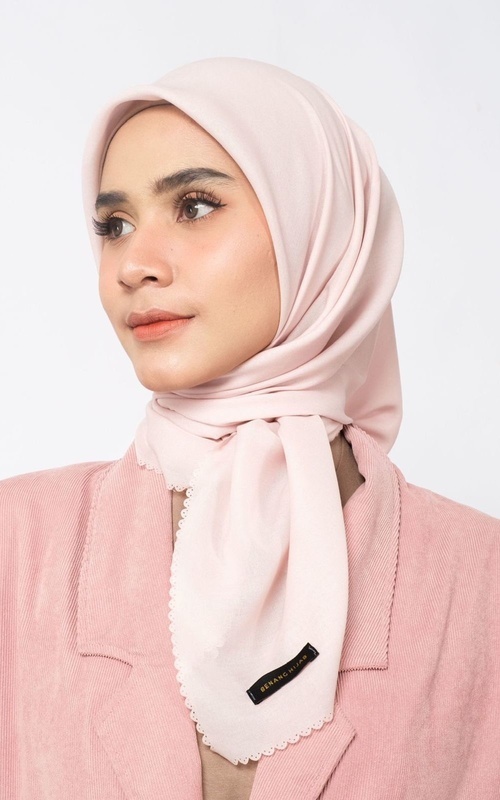 Hijab Polos - Voila Paris Hijab Square Baby Pink - Baby Pink