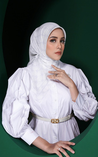 Hijab Motif Decorda Voile Square - Brilliant White