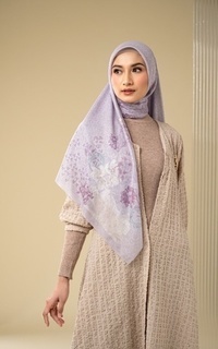 Hijab Motif Blyana Scarf Amy