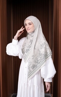 Hijab Motif Classic Forest Scarf Jasmund