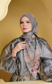 Hijab Motif Kimmonia Voile Square - Shadow