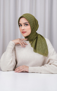 Hijab Motif Wicker Voile Square - Fir Green