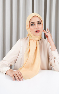 Hijab Motif Everyday Tapis Embossed 2.0 - Mellow Buff